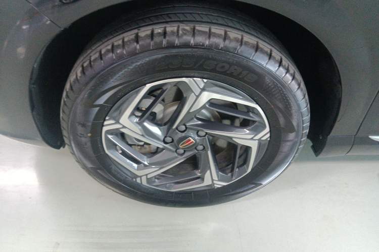 Used Hongqi HS3 2023 1.5T Two-Wheel Drive Shanwei Edition