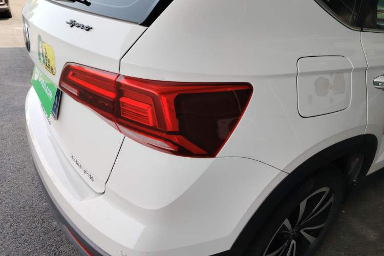 Used Volkswagen Tharu 2022 280TSI Two-Wheel-Drive Luxury Edition Exterior 3