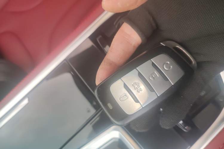 Used CHANGAN CS85 COUPE 2021 1.5T DCT Luxury Edition Interior 1