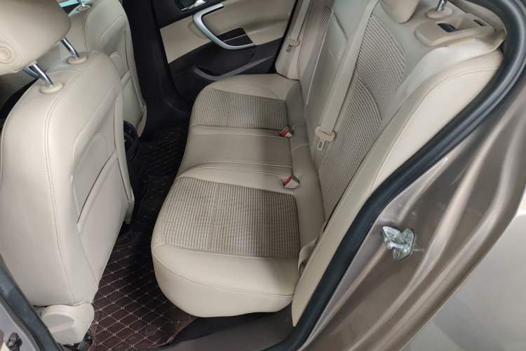 Used Buick Regal 2014 2.0L Leading Fashion Edition
