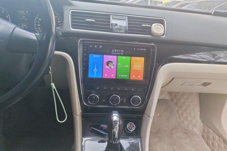 Used Volkswagen Passat 2013 1.8TSI DSG Prestige Edition Audio And AC Panel