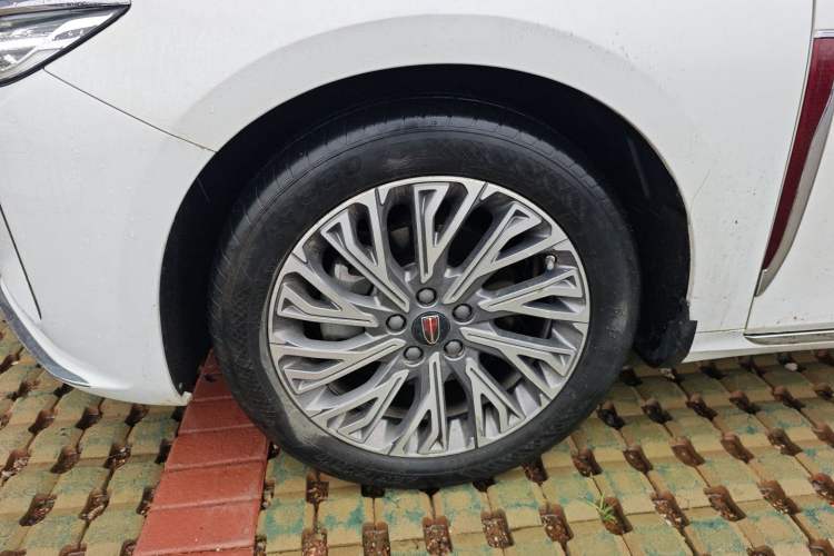 Used Hongqi H5 2023 2.0T Automatic Smart Connect Flagship Edition
