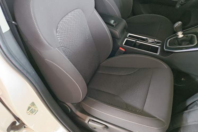 Used Haval M6 2023 PLUS 1.5T Manual Elite Smart Connectivity Model Right Front Seat