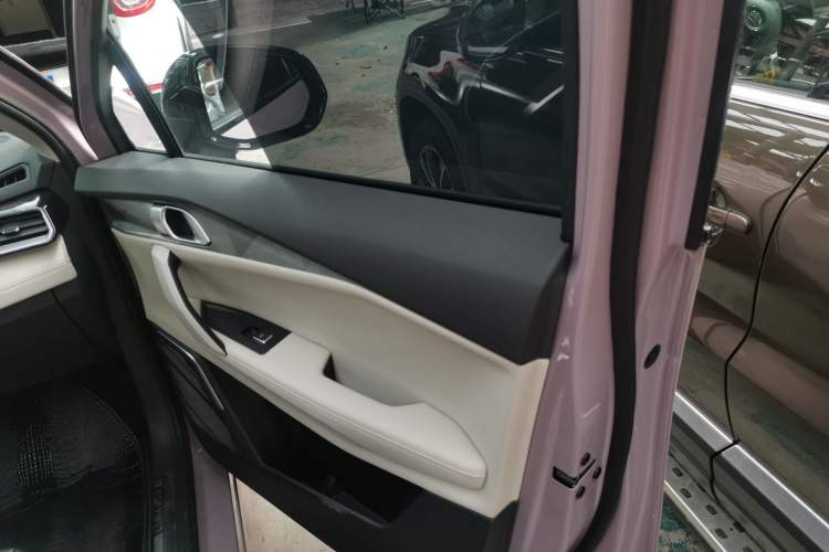 Used Lynk & Co 06 2023 Remix 1.5T Shero