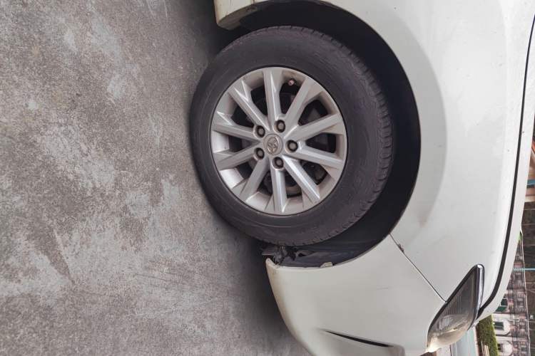 Used Toyota Camry 2015 2.0G Premier Edition
