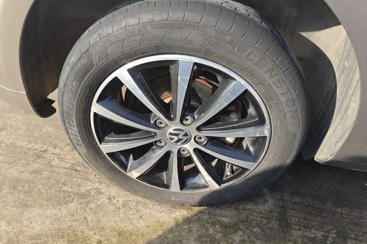 Used Volkswagen Touran 2014 1.4T DSG 30th Anniversary Edition
