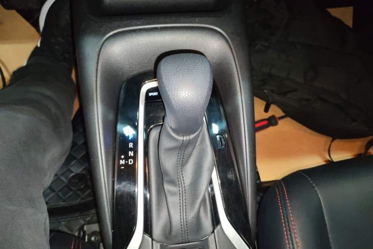 Used Toyota Levin 2023 185T CVT Luxury Edition Gear Lever