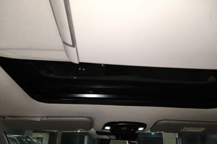 Used Hyundai Custo 2021 380TGDi Smart Love Flagship Edition TOP Premium Headliner