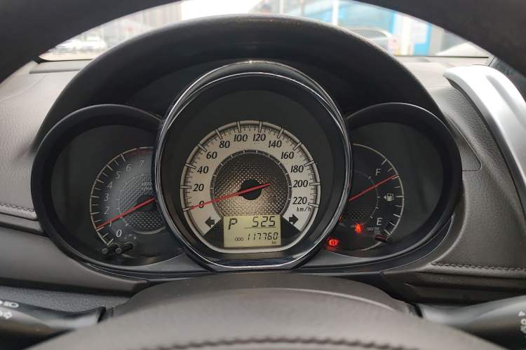 Used Toyota YARiS L Zhi Xuan 2015 1.5G Automatic Xuan Dong Sunroof Special Edition