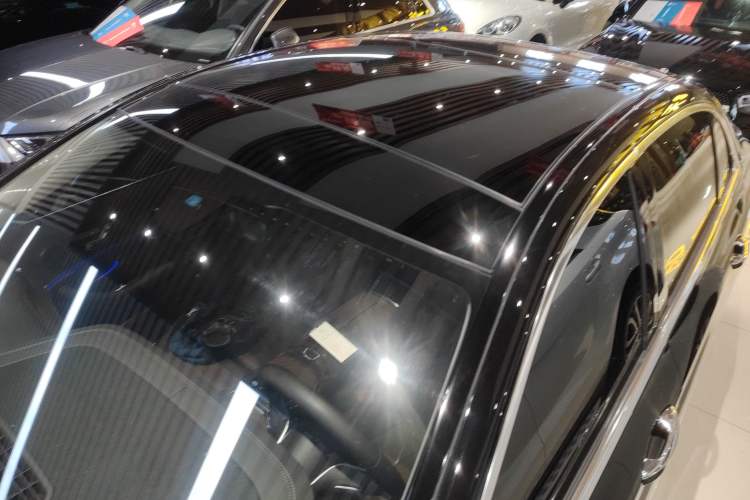 Used Mercedes-Benz E-Class 2023 Facelift E 260 L 4MATIC
