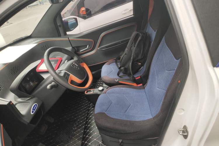 Used Baojun E100 2019 250KM Smart Drive Edition Left Front Seat