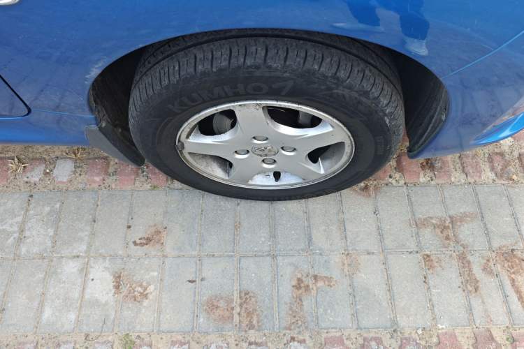 Used Peugeot 207 2011 Hatchback 1.4L Manual Yule Edition Right Front Wheel Hub