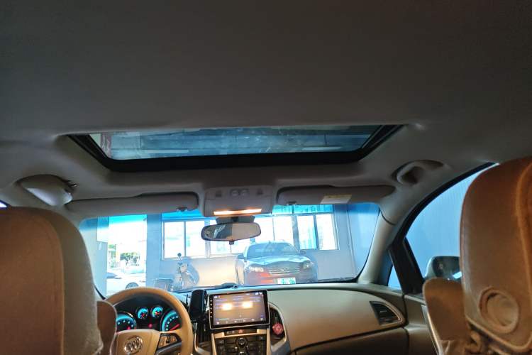 Used Buick GT 2013 GT 1.6L Automatic Fashion Edition Headliner