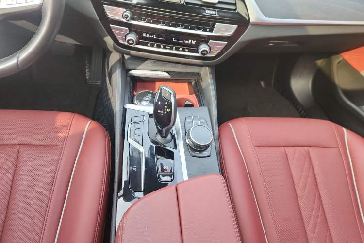 Used BMW 5 Series 2023 Restyled 530Li Leading Edition M Sport Package