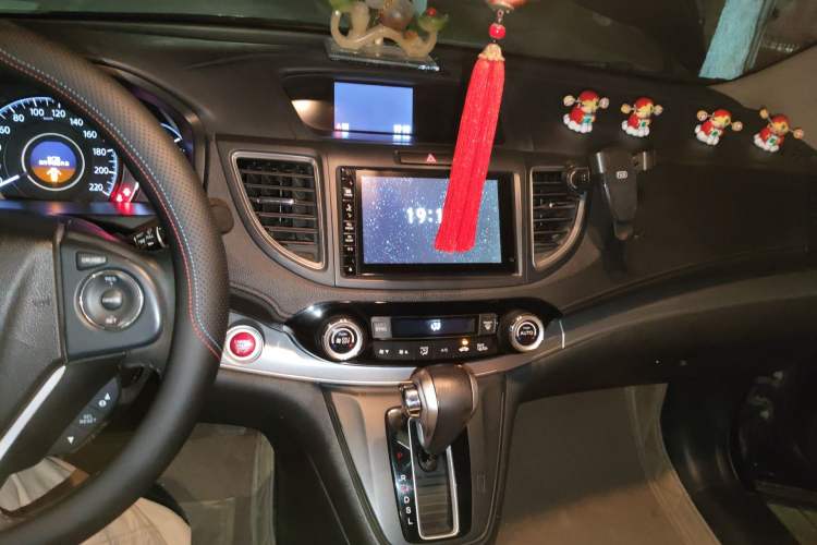 Used Honda CR-V 2015 2.4L two-wheel drive luxury version Audio And AC Panel