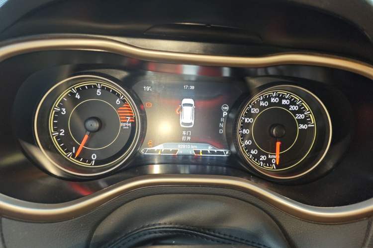 Used Jeep Cherokee 2016 2.0L Superior Edition