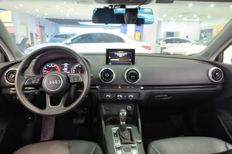 Used Audi A3 2020 Limousine 35 TFSI Fashion Edition China VI Emission Standard
