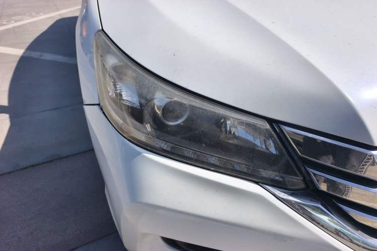Used Honda Accord 2014 2.0L LX Comfort Edition Right Front Headlight