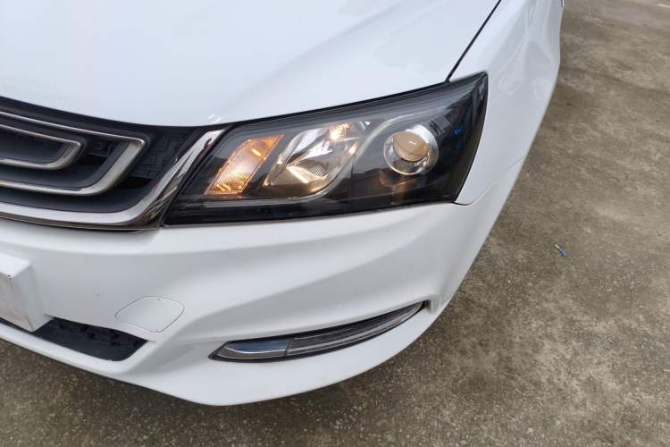 Used Geely Auto Emgrand 2017 Sedan Million Edition 1.5L CVT Upward Connectivity Version