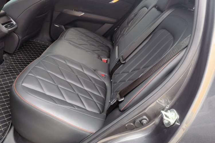 Used CHANGAN CS75 PLUS 2025 4th Generation UItra 2.0T New Blue Whale Smart Intelligent Powertrain Version
