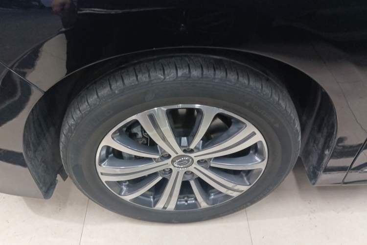 Used GAC Trumpchi M8 2020 Flagship Model 390T Prestige Edition Exterior 4