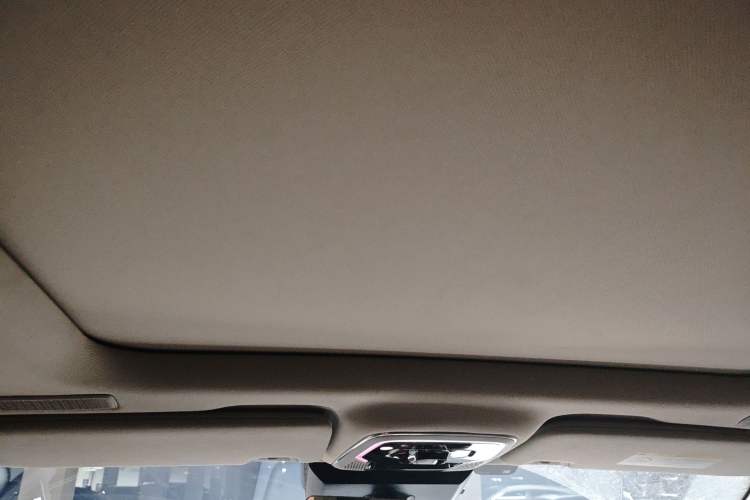 Used Lynk & Co 05 2020 2.0TD Two-Wheel Drive Shine Halo
