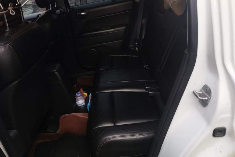 Used Jeep Patriot 2014 2.4L Serpentine Collection Edition