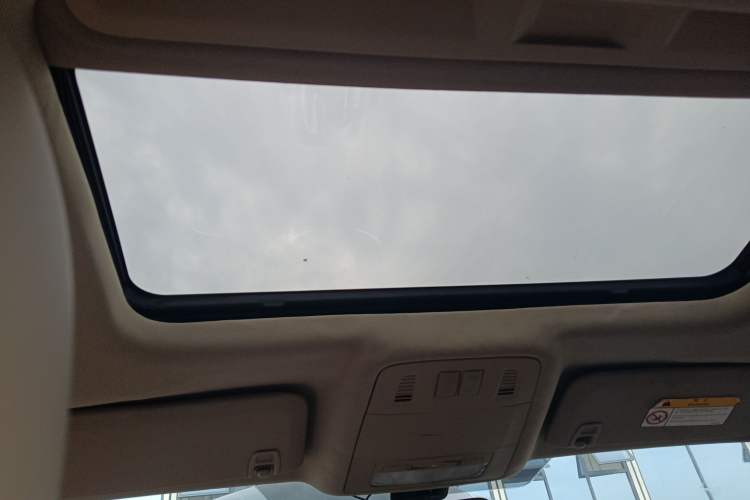 Used Buick Regal 2014 2.0L Leading Fashion Edition