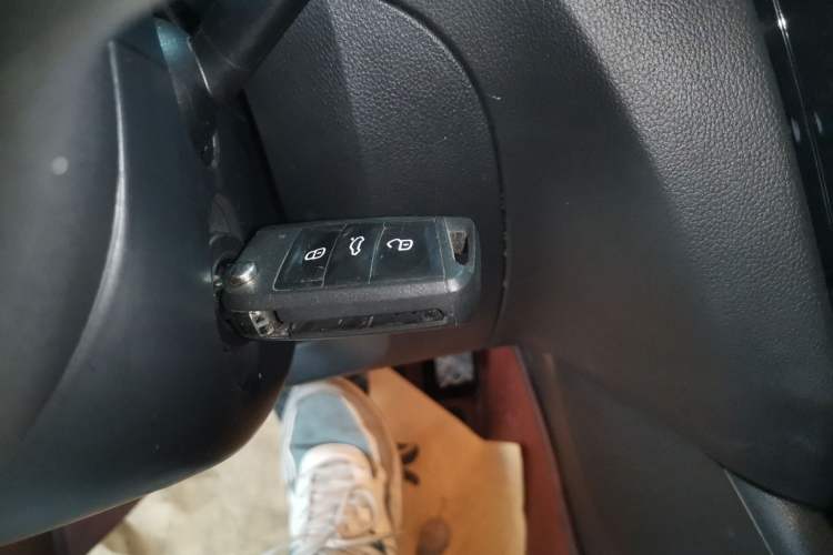 Used Skoda Octavia 2018 Station Wagon TSI230 DSG Luxury Edition Interior 1