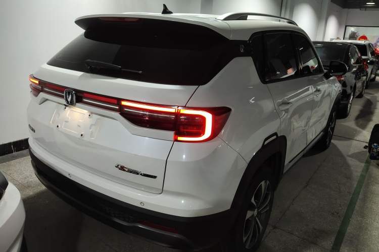 Used Changan CS35PLUS 2021 Honor Million Edition 1.6L Manual Luxury Model
