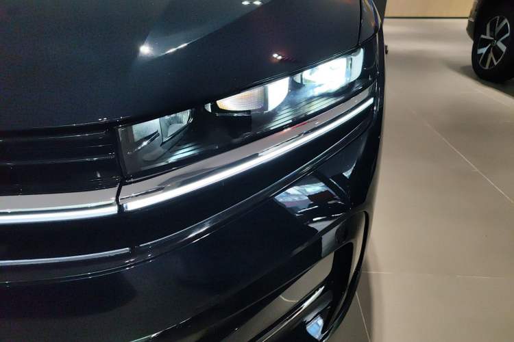 Used Volkswagen Magotan 2024 380TSI DSG Ultimate Edition