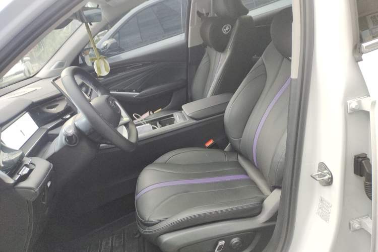 Used Geely Auto Preface L 2024 Zhiqing 1.5TD Galaxy Edition
