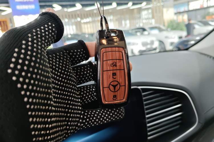 Used Mercedes-Benz GLE 2023 GLE 350 4MATIC Stylish Model
