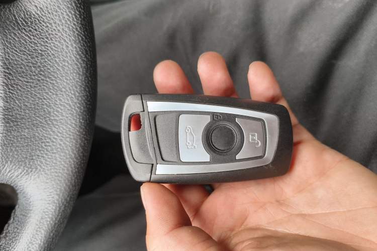 Used BMW 3 Series 2014 320i Sport Edition