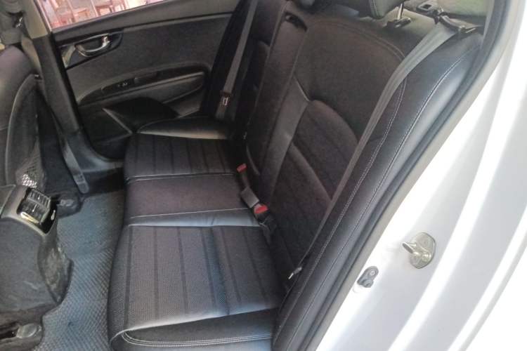 Used Kia K4 2014 1.8L Automatic DLX
