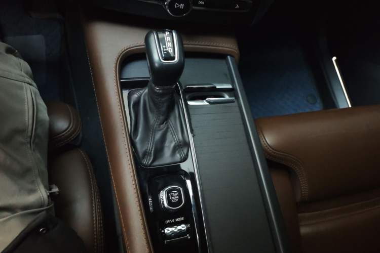 Used Volvo XC90 2020 Facelifted T6 Zhiya Luxury 7-Seater