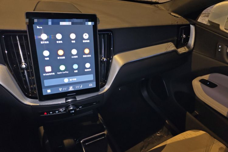 Used Volvo XC60 2026 B5 4x4 Smart Luxury Edition
