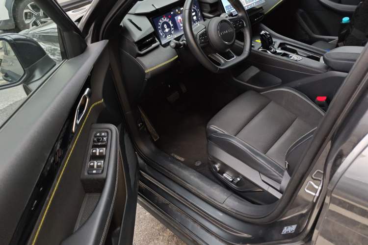 Used Lynk & Co 03 2023 2.0TD DCT H-Power Halo
