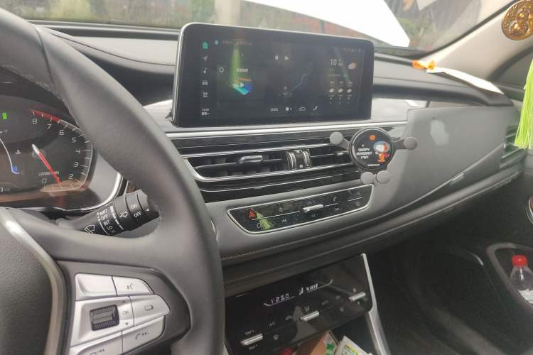 Used Changan CS75 2022 Blue Whale Edition 1.5T DCT Luxury Model
