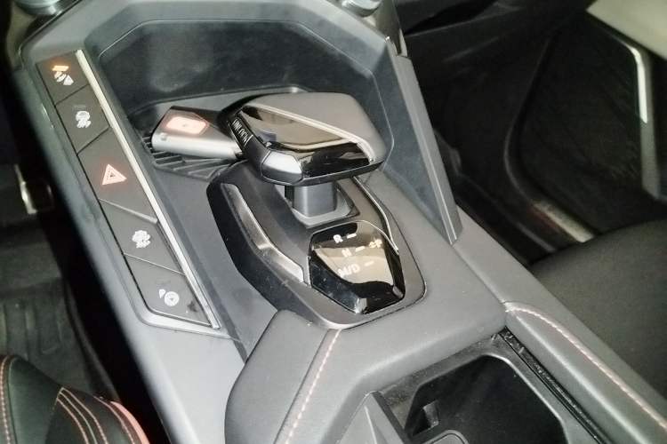 Used Lynk & Co 06 2020 1.5T YAO Halo
