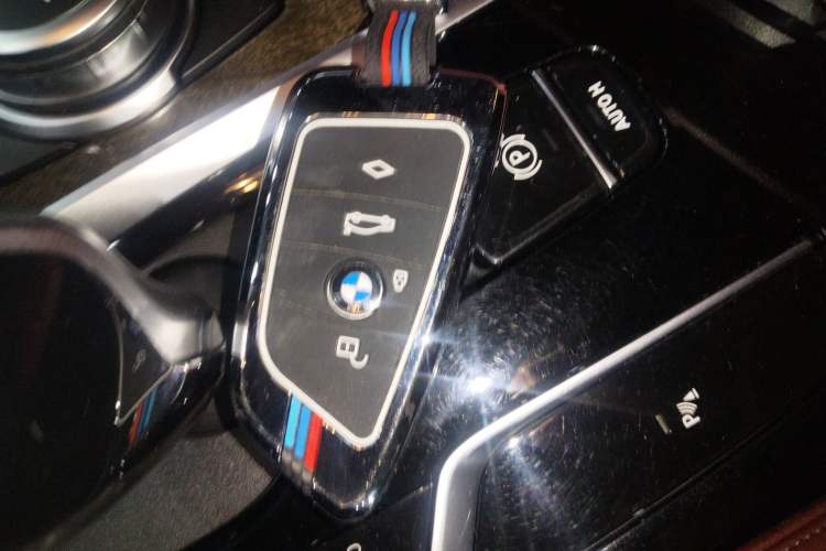 Used BMW 5 Series 2022 Restyled 525Li M Sport Package
