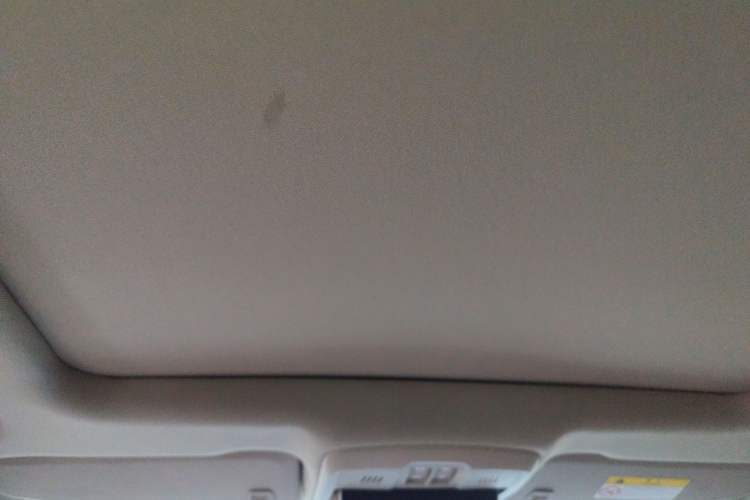 Used Buick Envision 2017 28T Four-Wheel Drive Elite Model Headliner