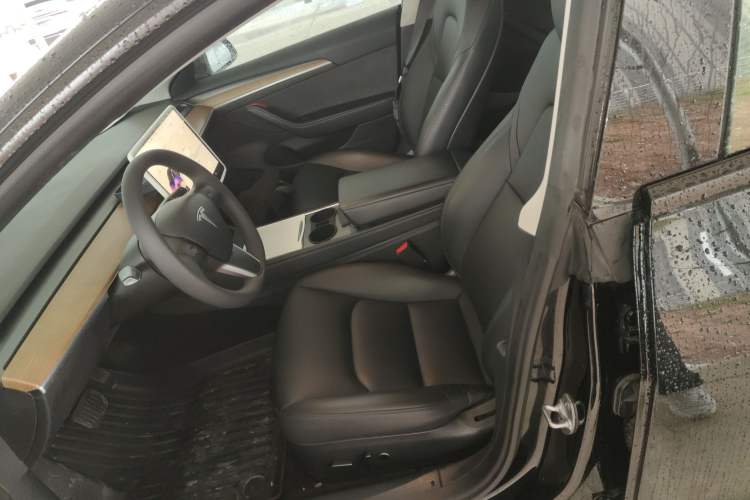 Used Tesla Model 3 2022 Rear-Wheel-Drive Version
