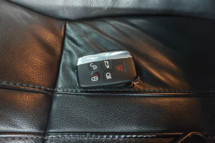 Used Land Rover Discovery 2016 3.0 SC V6 SE
