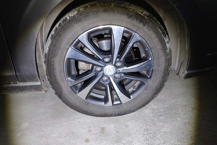 Used CHANGAN Eado 2020 PLUS 1.6L GDI Manual Luxury Model
