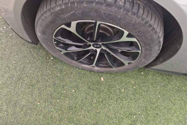 Used XPeng P7 2022 625E Exterior 4