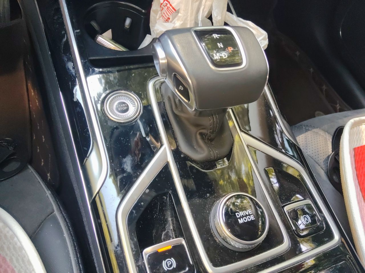 Hongqi HS5 2022 2.0T Smart Connect Flagship All-Wheel-Drive Version - Chinese Trim Xiang — снимка 14