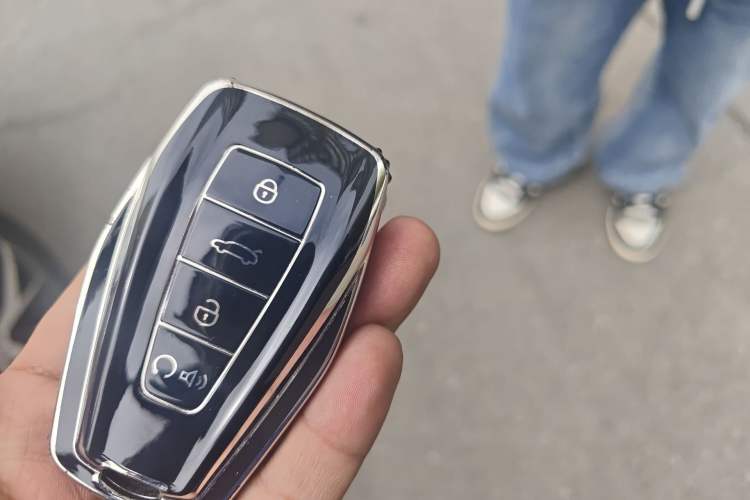 Used Geely Auto Emgrand 2023 4th Generation Champion Edition 1.5L CVT Luxury Model