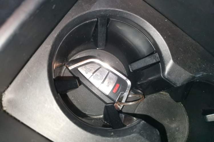 Used Mazda CX-4 2018 2.0L Automatic Two-Wheel Drive Blue Sky Dynamic Version China VI Standard Interior 1