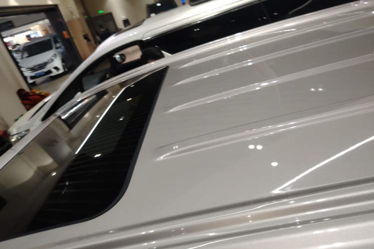 Used Buick GL8 2021 ES Land Cruiser 653T Luxury Edition